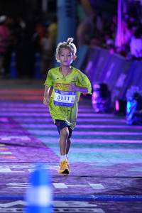 BIB: 3111
                            <button type="button" onclick="openModal(26222160)" class="btn btn-primary btn-sm float-right btn-popup" data-toggle="modal" data-target=".modal-high-quality">
                        <i class="fas fa-shopping-cart"></i> Add to Cart
                    </button>
                                            <button type="button" onclick="isThisMe(26222160, true)" class="btn btn-success btn-sm float-right btn-popup btn-isme hidden" data-toggle="tooltip" data-placement="bottom" title="นี่คือรูปของคุณใช่ไหม คลิกที่นี่เพื่อเอาเข้าอัลบั้ม">
                        <i class="fas fa-plus"></i> Add to album
                    </button>
                    <button type="button" onclick="isThisMe(26222160, false)" class="btn btn-warning btn-sm float-right btn-popup btn-isnotme hidden">
                        <i class="fas fa-ban"></i> Remove from album
                    </button>